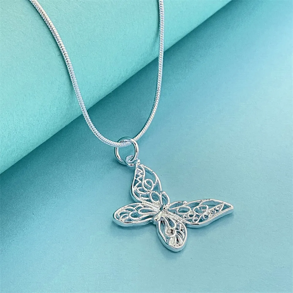 Collane con farfalle in argent - Ethnic Fashion Designers recensione e prezzo